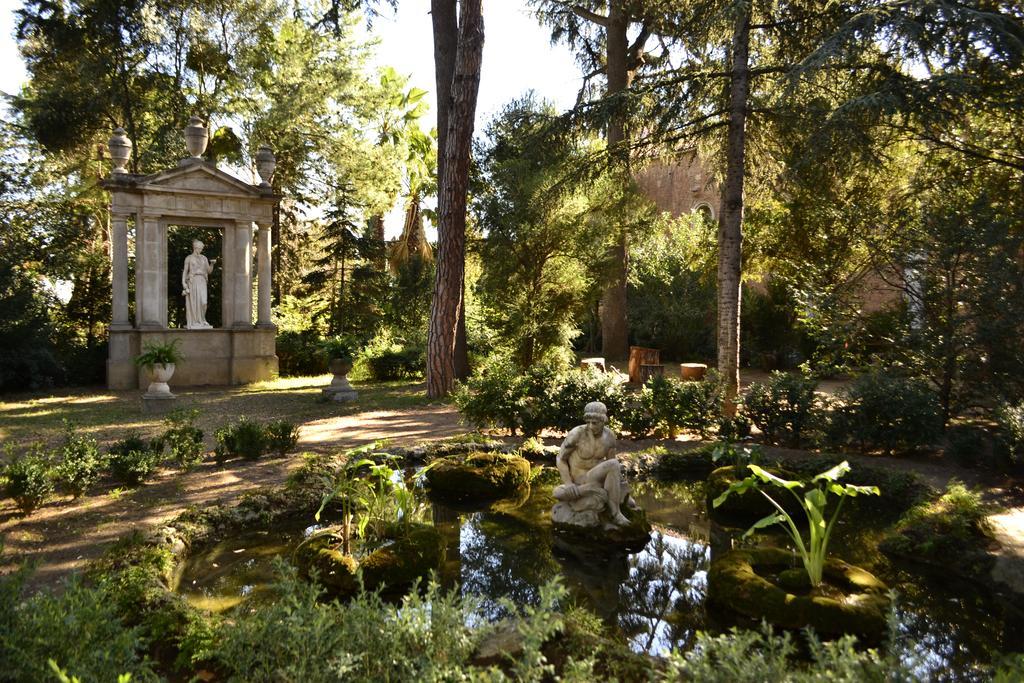 Residencia Salesiana Marti-Codolar Guest House - Barcelona — Foto 1